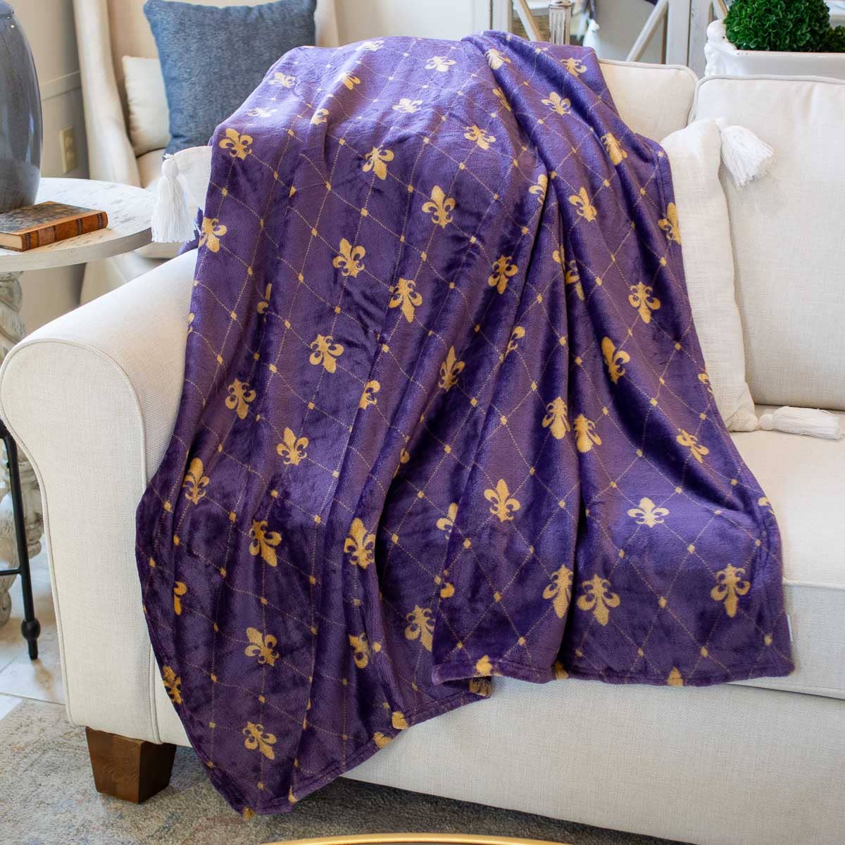 Clovis Mardi Gras Throw blanket Plum/Gold 50x60