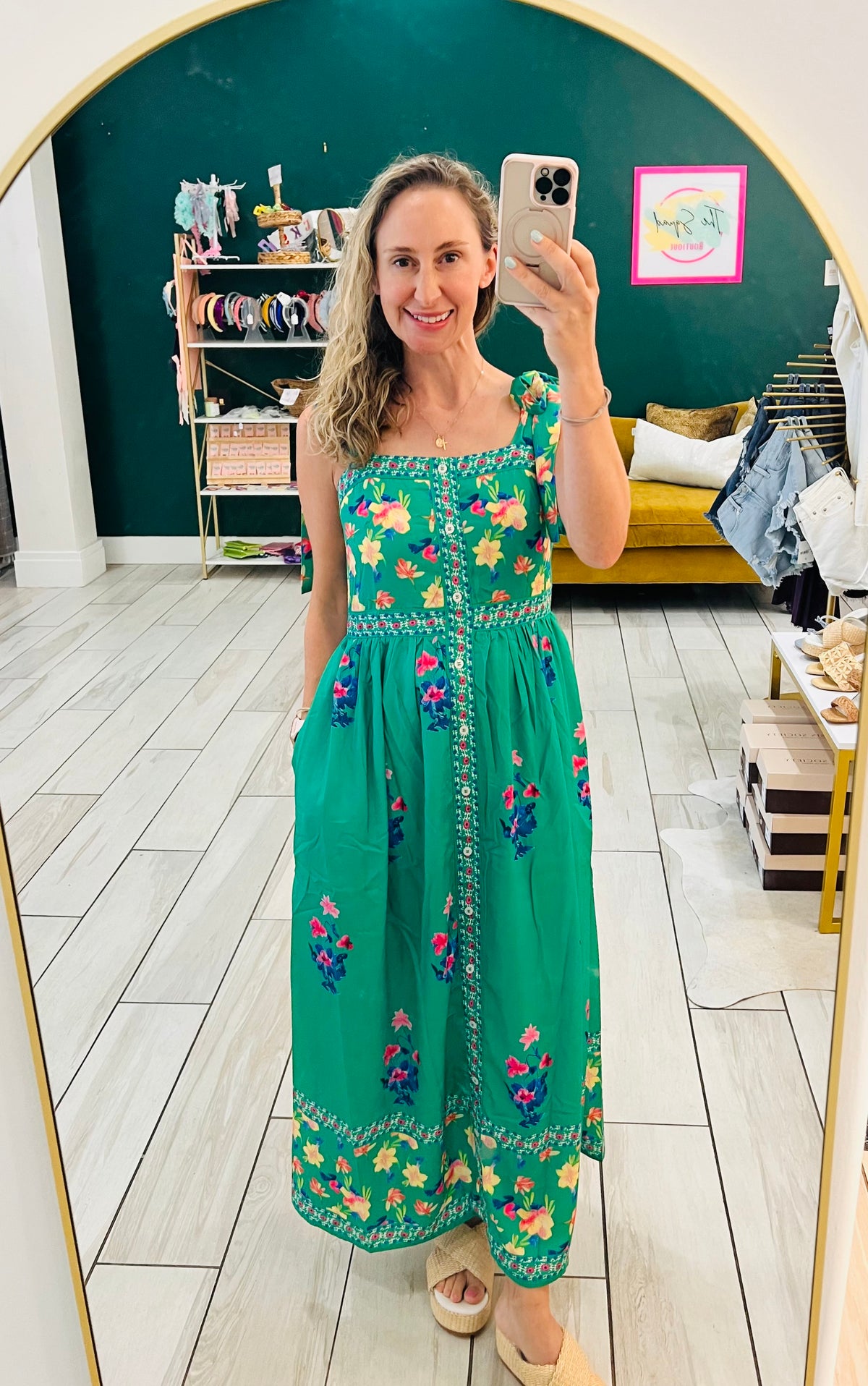 CLEARANCE: The Jessie Dupe dress