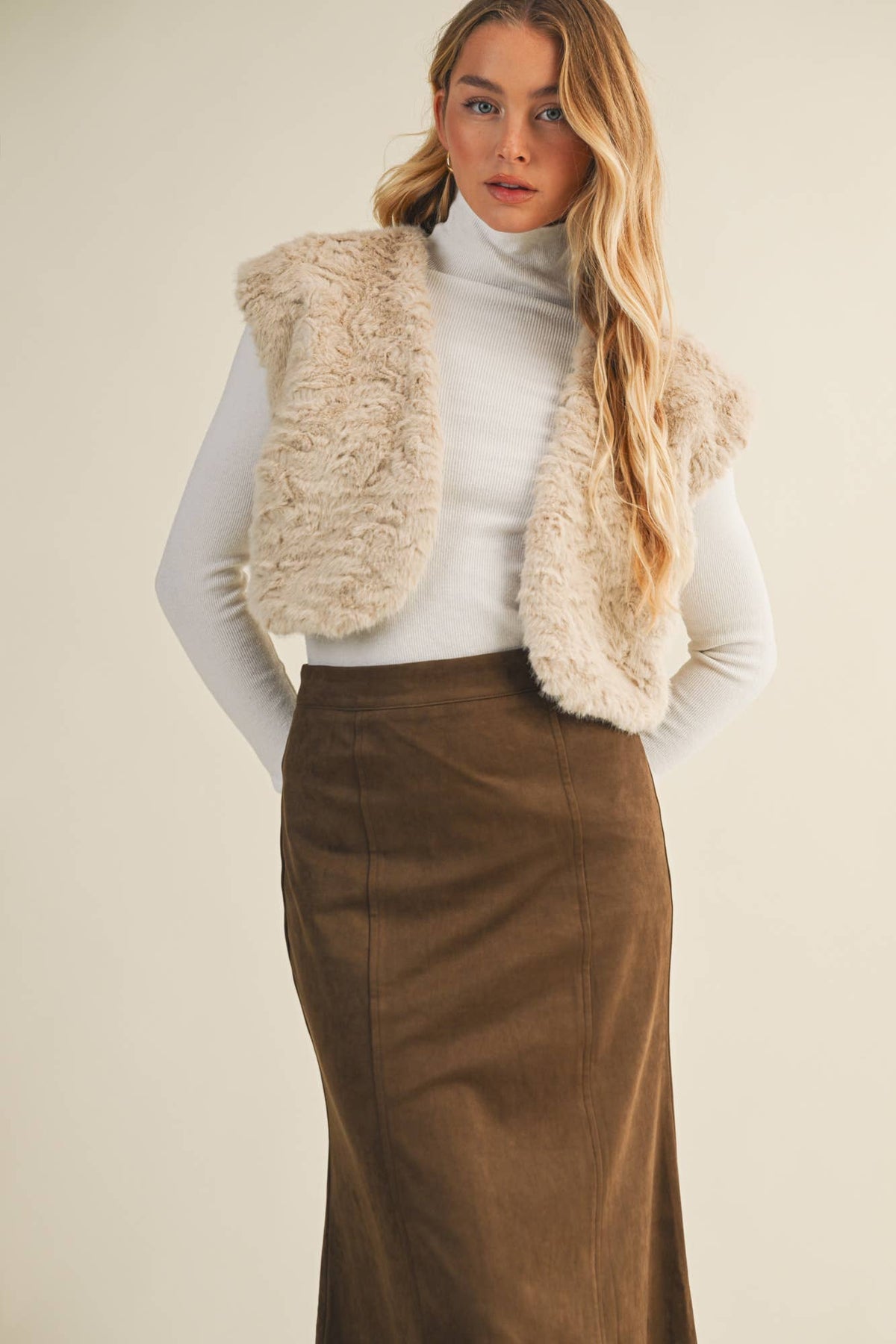 WAVY FAUX FUR BOLERO VEST