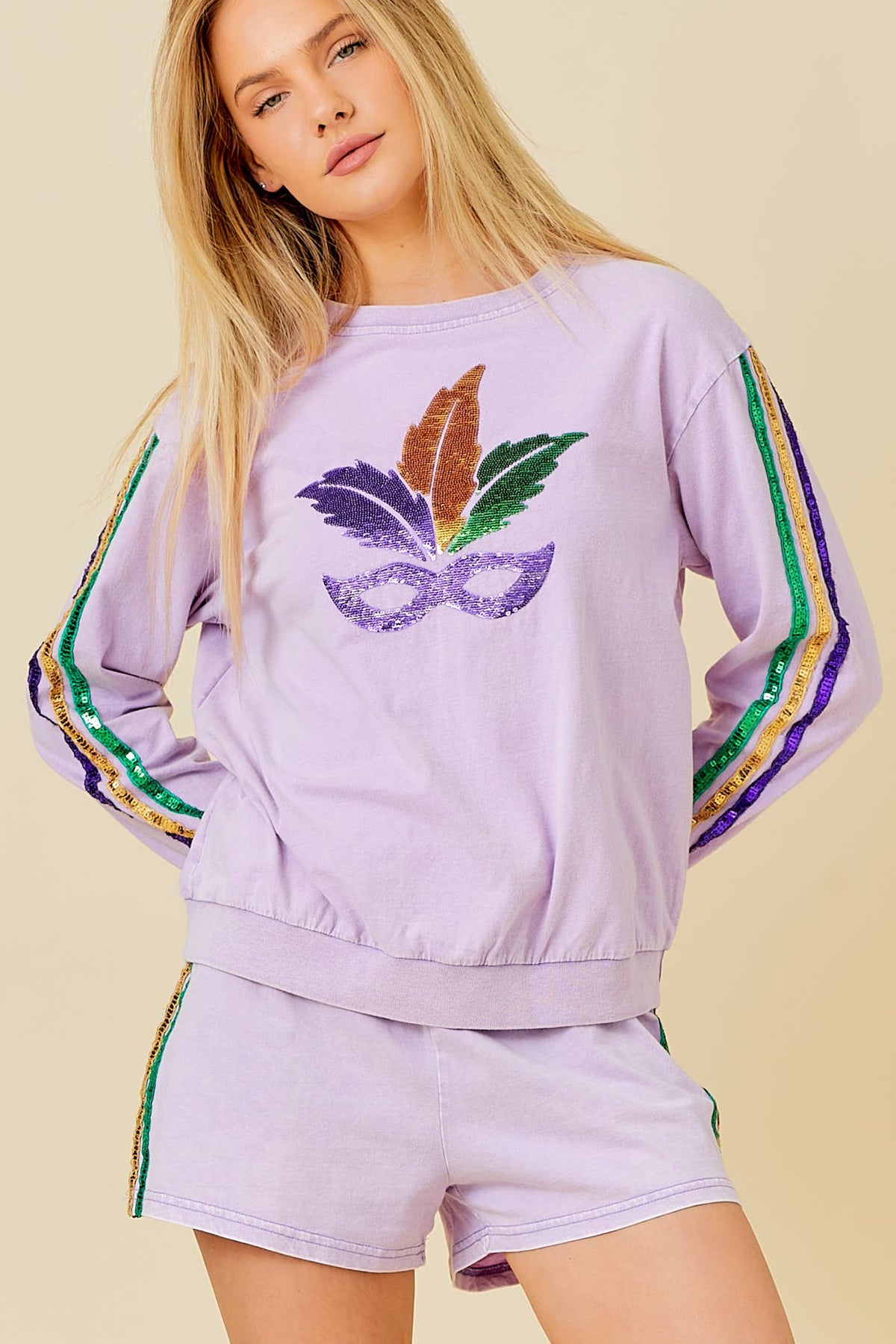 Mardi Grass Sequin Stripe Trim Short: LAVENDER