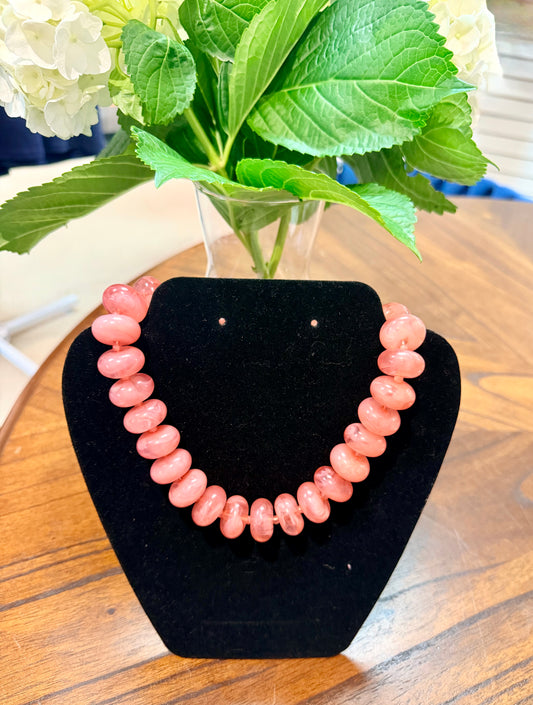 Chunky Beaded Necklace: Pink