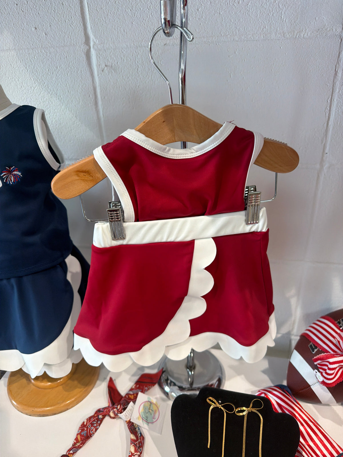 Crimson girls scalloped cheer set