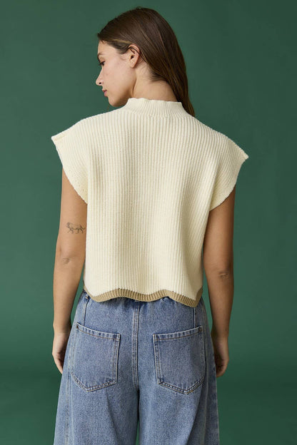 PREORDER : Taylor Scallop Hem Knitted Vest: CREAM / OATMEAL trim