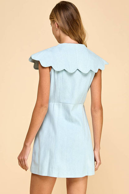 TCEC Denim Scallop Detail Button Down Dress: LIGHT DENIM
