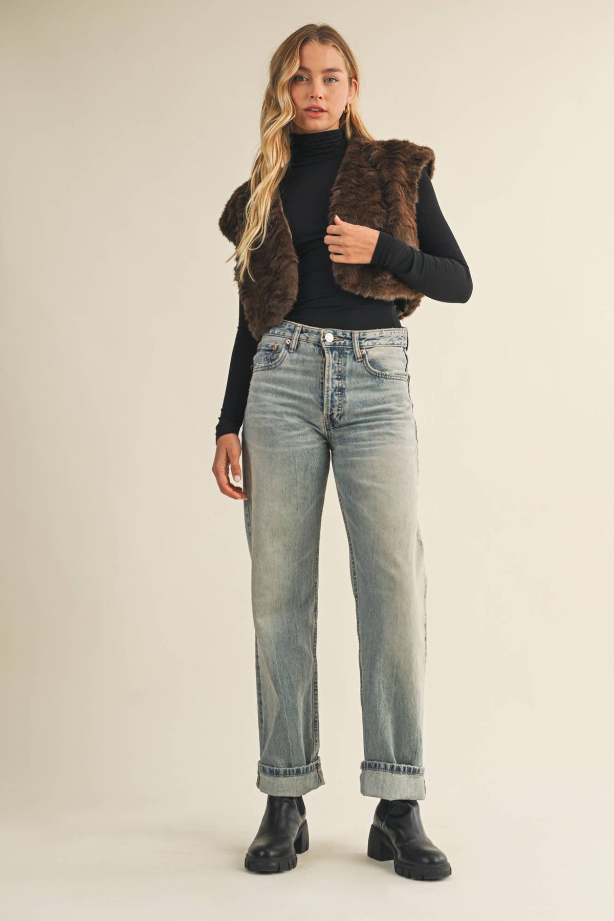 WAVY FAUX FUR BOLERO VEST