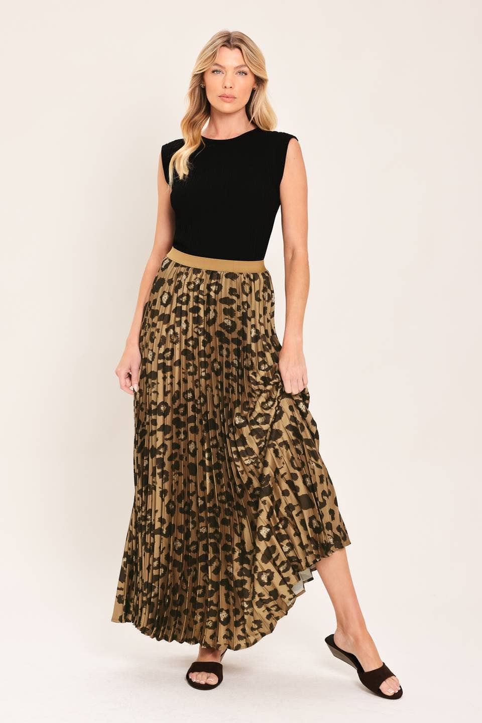 PREORDER - A printed woven pleated maxi skirt : LEOPARD