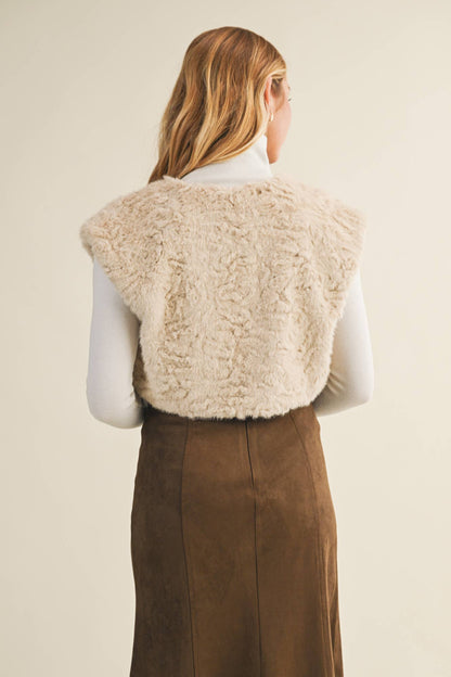 WAVY FAUX FUR BOLERO VEST