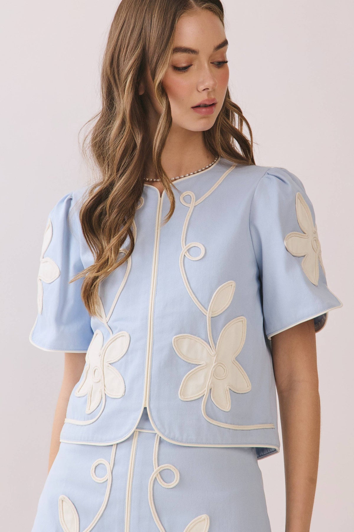 TCEC Embroidered Appliqué Floral Short Puff Sleeve Structured Skirt Set / BLUE