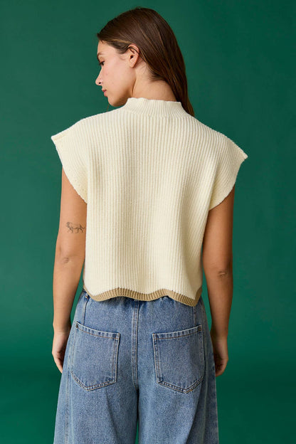 PREORDER : Taylor Scallop Hem Knitted Vest: CREAM / OATMEAL trim