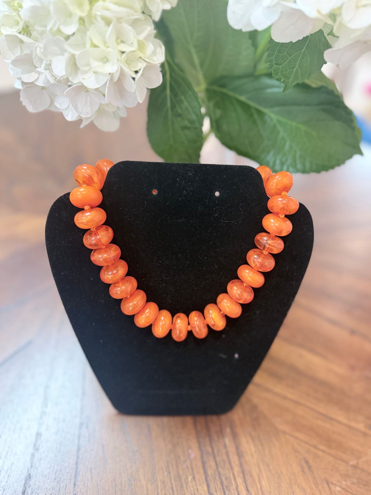 Chunky beaded necklace : ORANGE