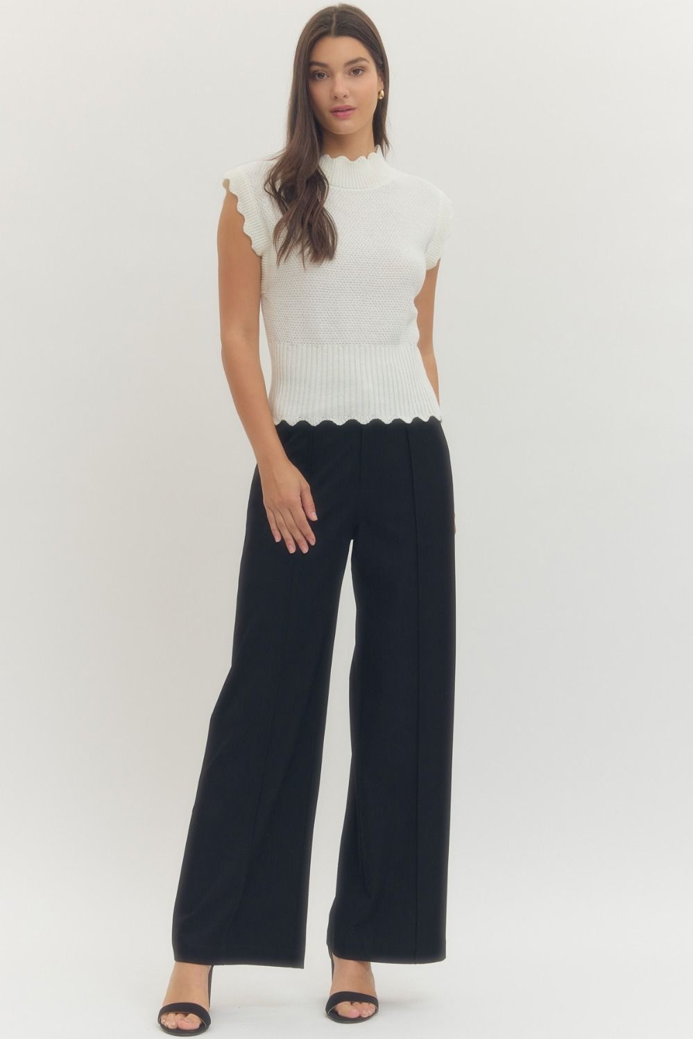 Entro - Scallop Trim Ribbed Waist Top / OFF WHITE