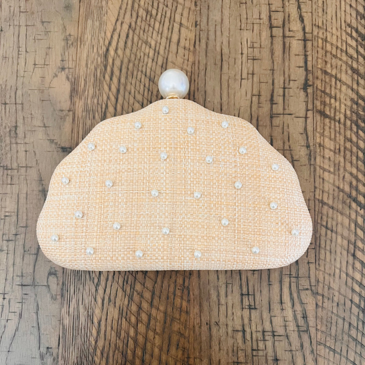 Rita Shell Clutch