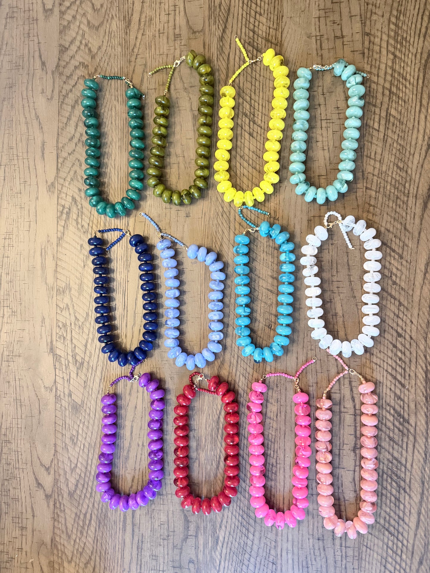 Chunky Beaded Necklace: OLIVE