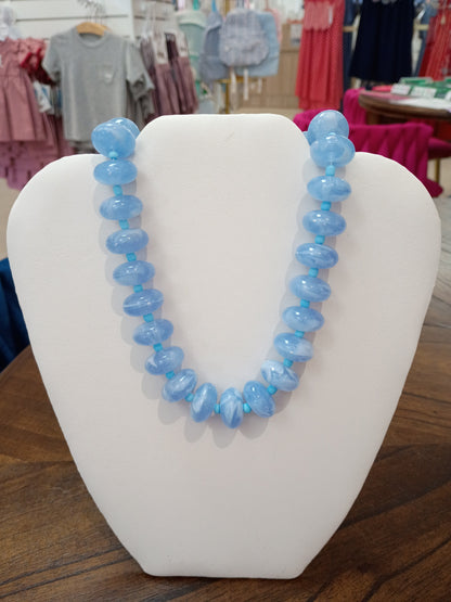 Chunky Beaded Necklace: LIGHT BLUE