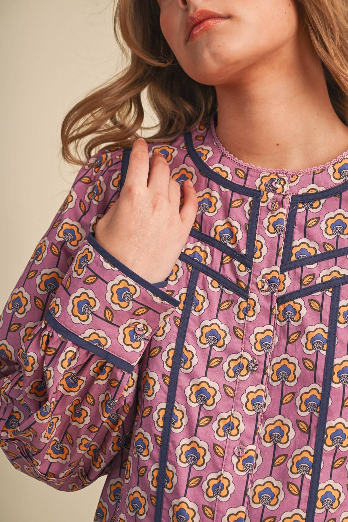 PREORDER : FLORAL BUTTON UP TOP WITH CONTRAST BINDING TRIM : ORCHID FLORAL