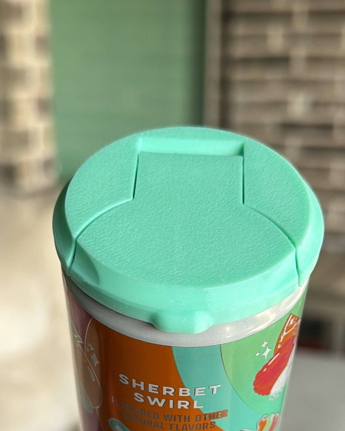 Sipzey Skinny Can Lid : Love Potion