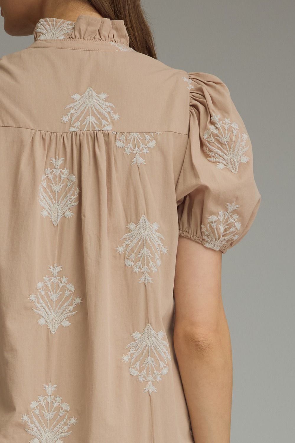 Entro Latte embroidered midi dress